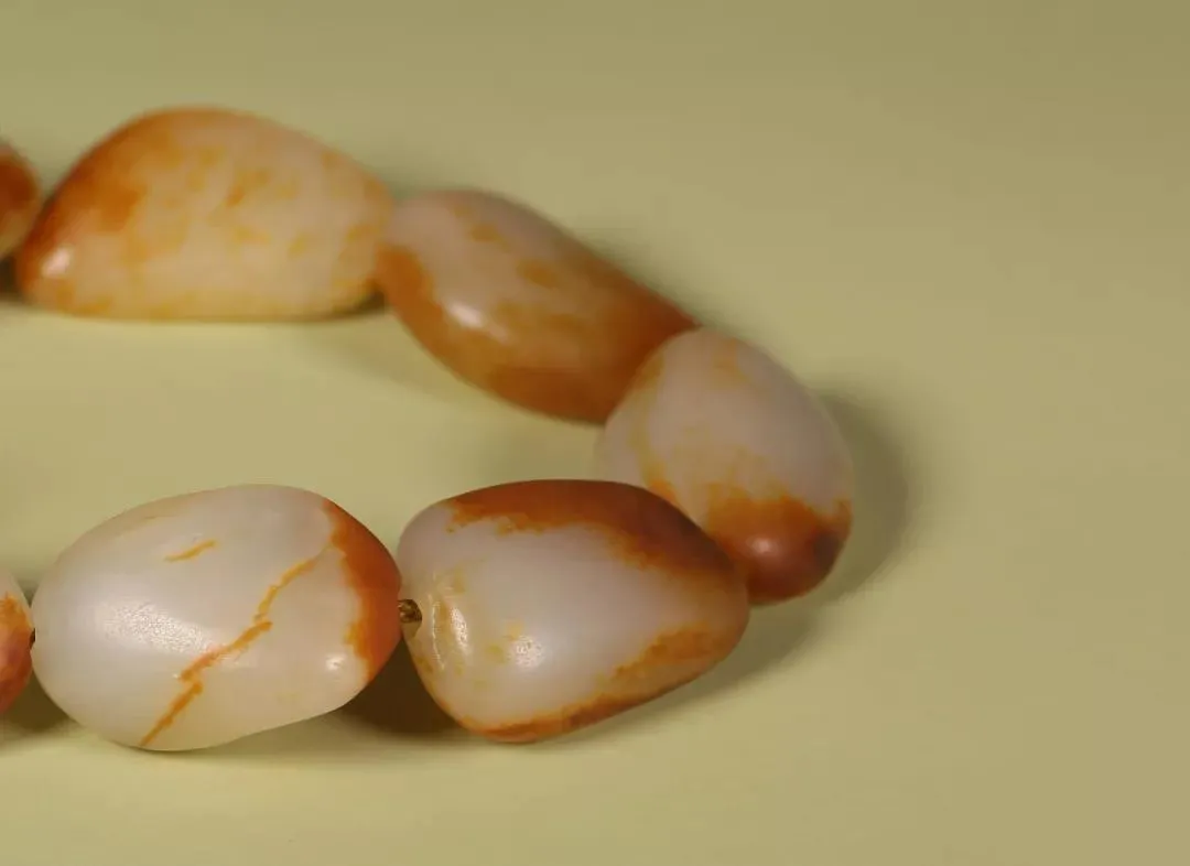 十年前5万买的籽料手串10万出手，他却说亏了&hellip;&hellip;